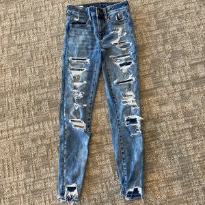 American eagle ripped skinny jeans